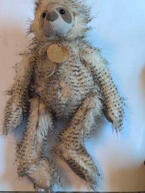 Gus The Sloth Plush Toy Heat And Hug Plush